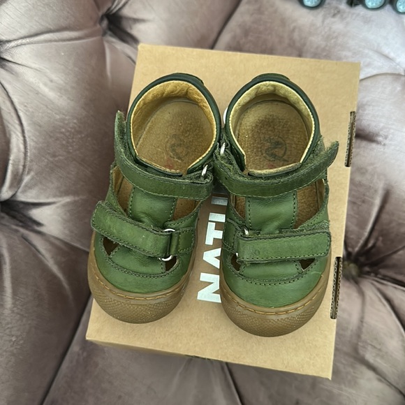 Naturino Leather Shoes - Picture 2 of 6